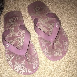 ugg flip flops